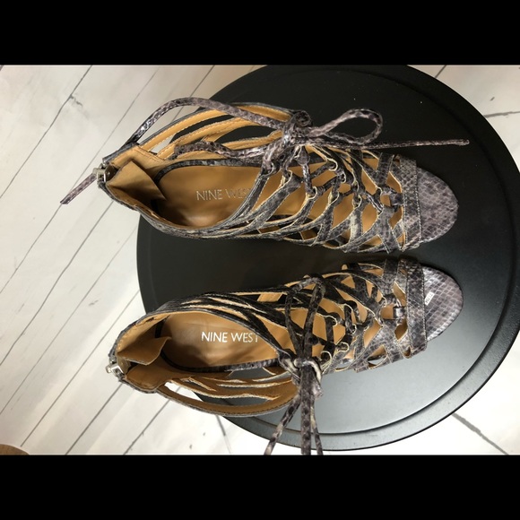 NWOT Nine West lace up snake skin heels SZ8 - Picture 7 of 7